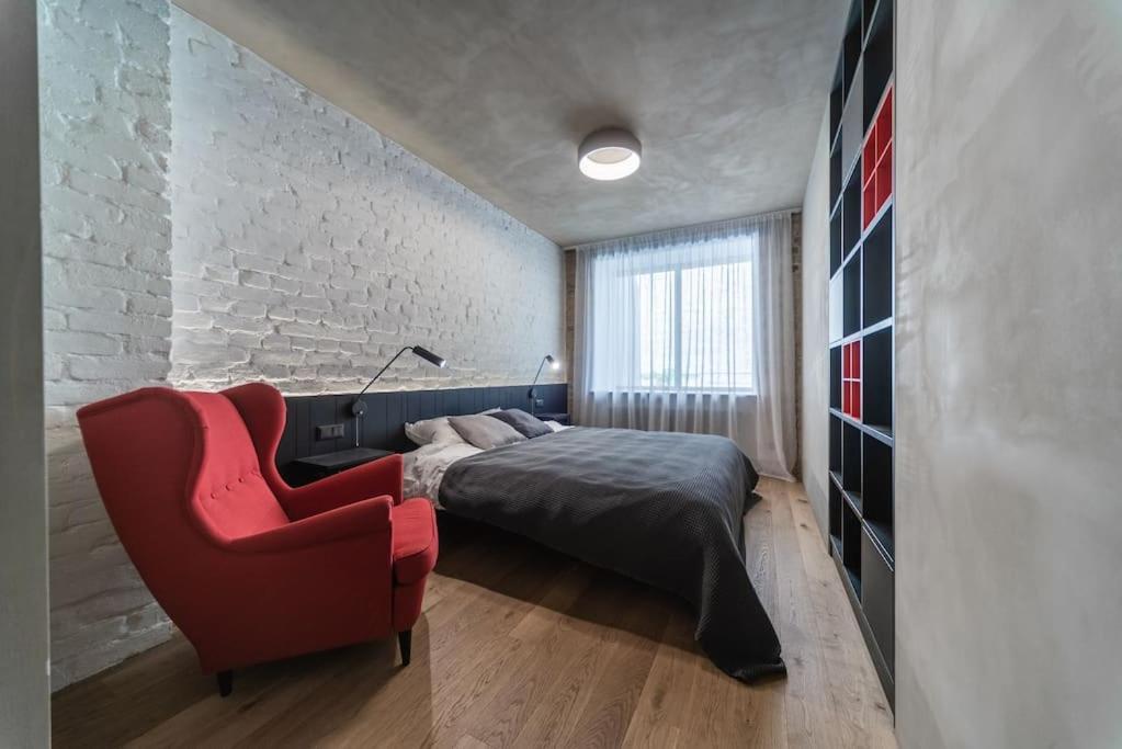 3 Storey Apartment With A Character And A Terrace Рига Екстериор снимка